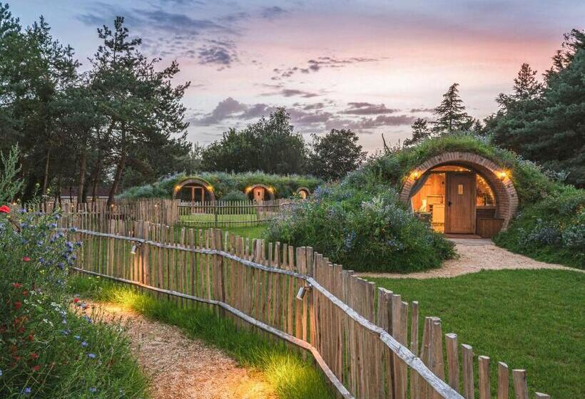 침실 1개 주택, Luckington Burrows