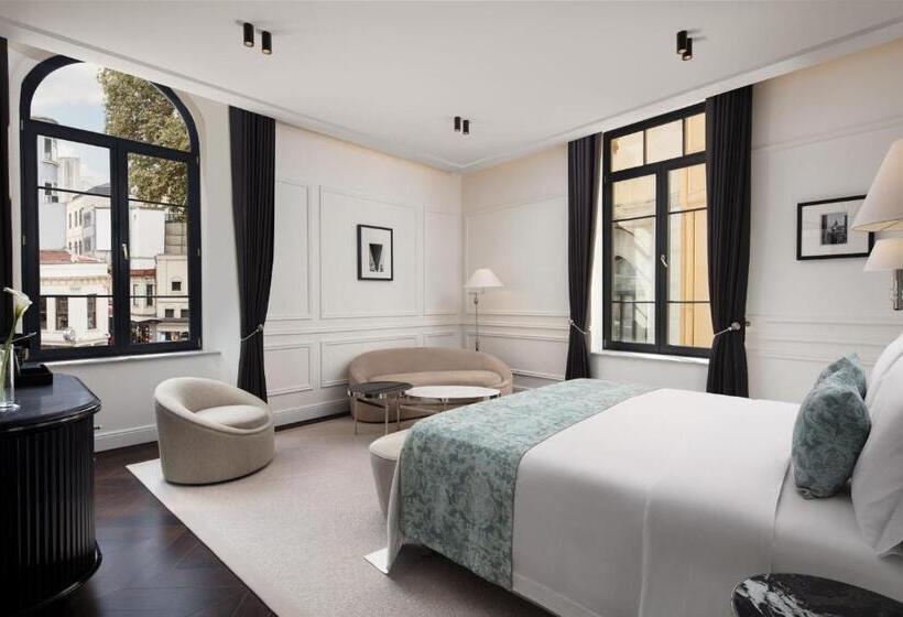 סוויטת ג'וניור, Sanasaryan Han, A Luxury Collection Hotel, Istanbul