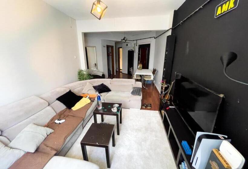 Апартаменты 1 Спальня, Spacious Place In The Heart Of Istanbul Nisantasi