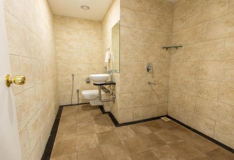 Номер Deluxe, The Grand Monarch Hotel, Ujjain