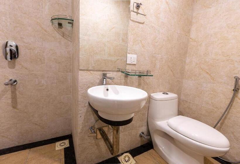 Номер Deluxe Кровать Кинг, The Grand Monarch Hotel, Ujjain