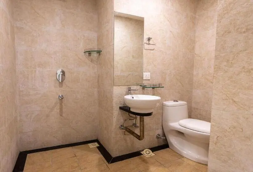 Deluxe-huone King-vuode, The Grand Monarch Hotel, Ujjain