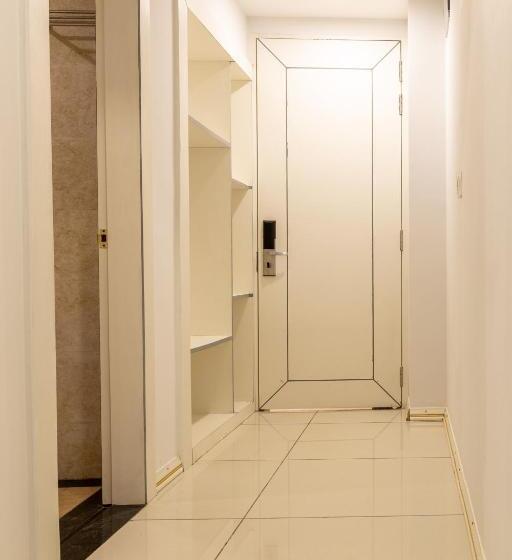 Номер Deluxe Кровать Кинг, The Grand Monarch Hotel, Ujjain