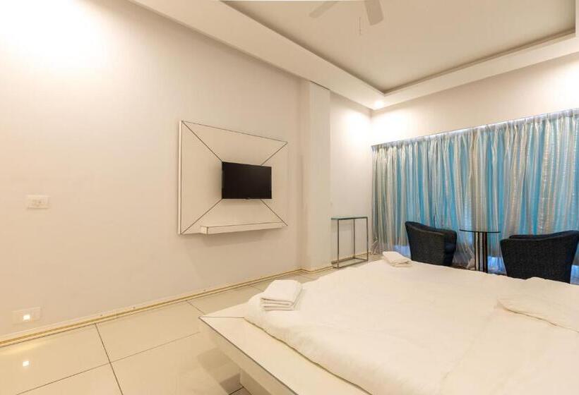 Номер Deluxe Кровать Кинг, The Grand Monarch Hotel, Ujjain