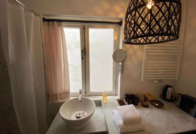 آپارتمان 1 خوابه, Cozy Studio In The Heart Of Amsterdam