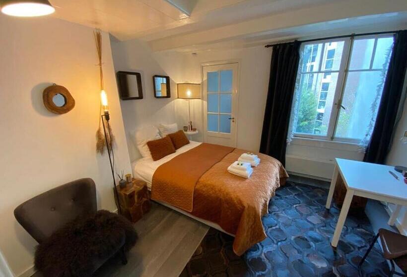آپارتمان 1 خوابه, Cozy Studio In The Heart Of Amsterdam