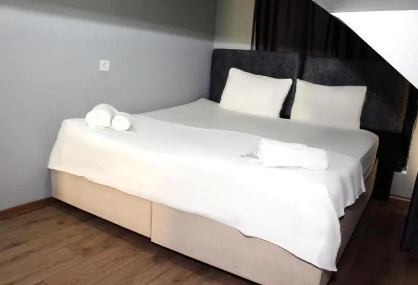 Standard-studio, Avist Hotel Avcılar