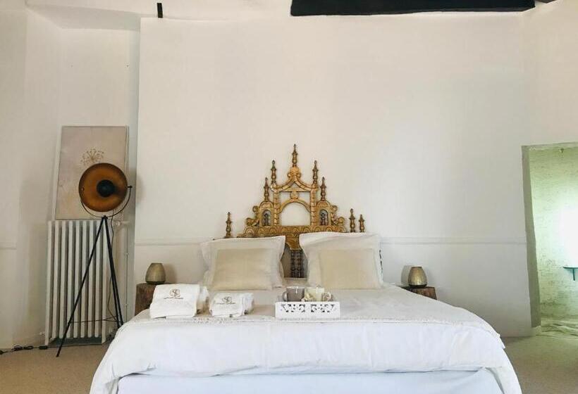 Трехместный Номер Deluxe, Le Saint Leonard