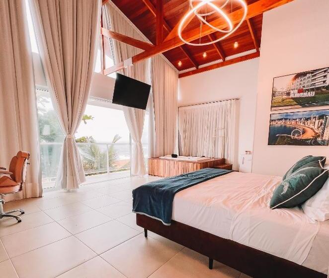 سوئیت با تخت بزرگ, Casa Cancun Hotel Boutique & Eventos