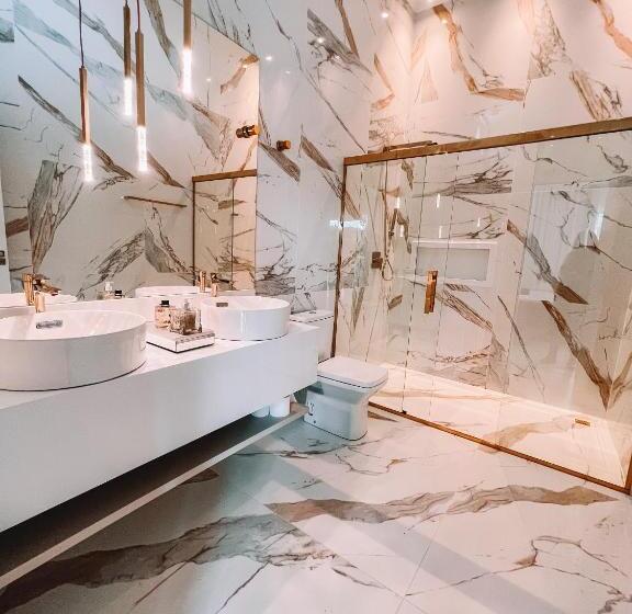 سوئیت با تخت بزرگ, Casa Cancun Hotel Boutique & Eventos