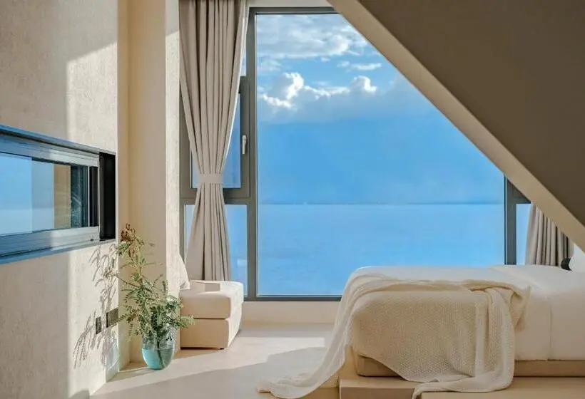キングサイズベッドのスタンダードルーム, Dali Oriental Seaview Hotel  Dali Erhai