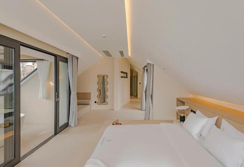 Номер Deluxe Кровать Кинг, Dali Oriental Seaview Hotel Dali Erhai