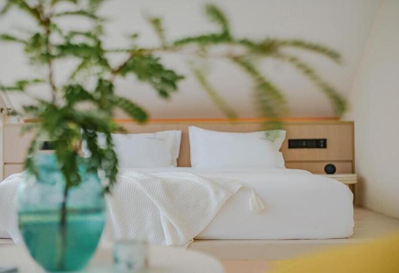 Люкс Повышенной Комфортности, Dali Oriental Seaview Hotel Dali Erhai