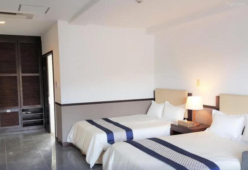 חדר משפתחתי סופריור, Hundred Days