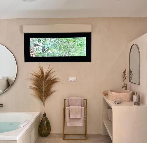 스탠다드 룸 킹사이즈 침대, Le Clos Des Délices   Love Room   Chambre Avec Spa, Terrasse Et Parking Privatif