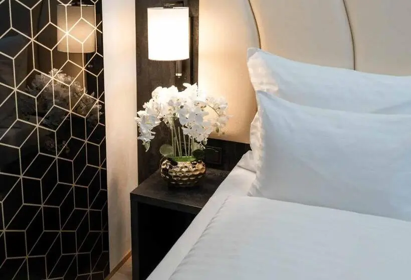 Standard Yhden Hengen Huone, Plaza Inn Wiener Neustadt