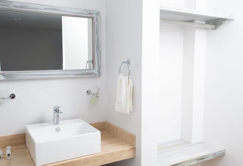 חדר סטנדרט, Xalla