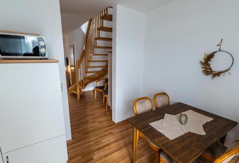 패밀리 룸, Haus Koinonia