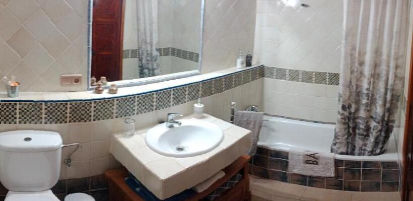 Номер Стандарт Совместная Ванная, La Milotxa