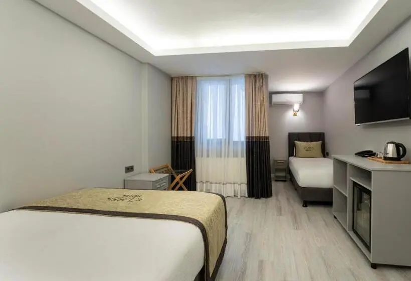 Deluxe Kolmen Hengen Huone, Rubby Hotel Kadıköy