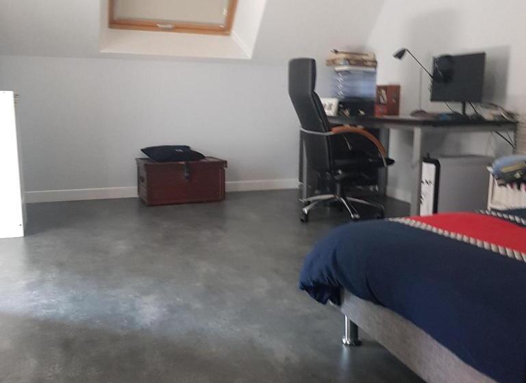 Номер Стандарт, Grande Chambre Entre Caen Et La Mer Chambre Terrasse Jardin Et Piscine