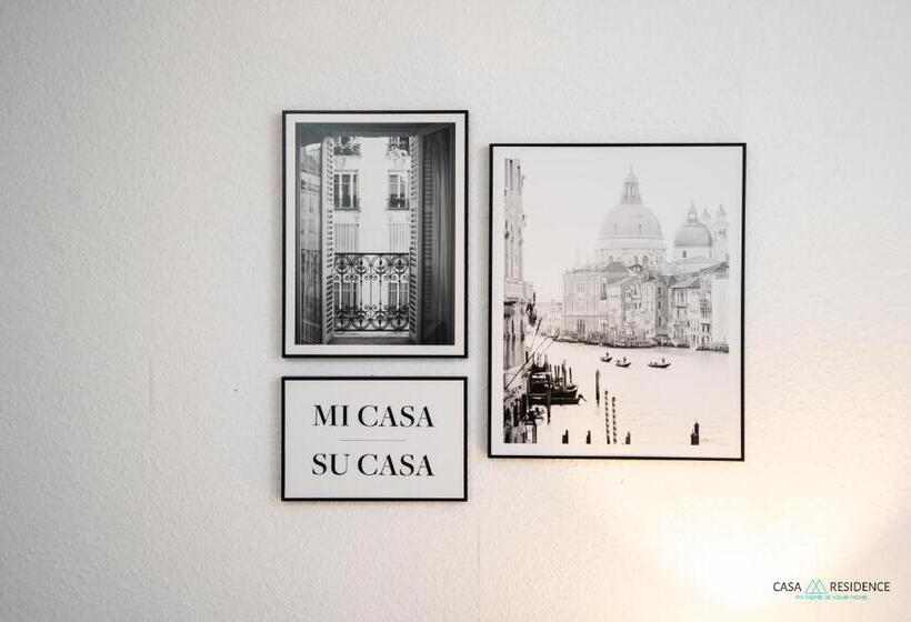 Студия Deluxe, Louis Apartments