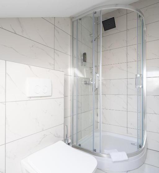 Студия Deluxe, Louis Apartments