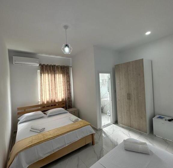 Quarto standard, A & V Dodani