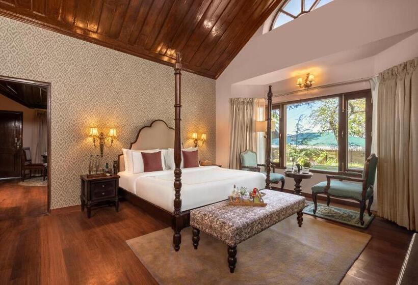 이그제큐티브 룸, Brij Anayra Dharamshala   A Himalayan Luxury Retreat