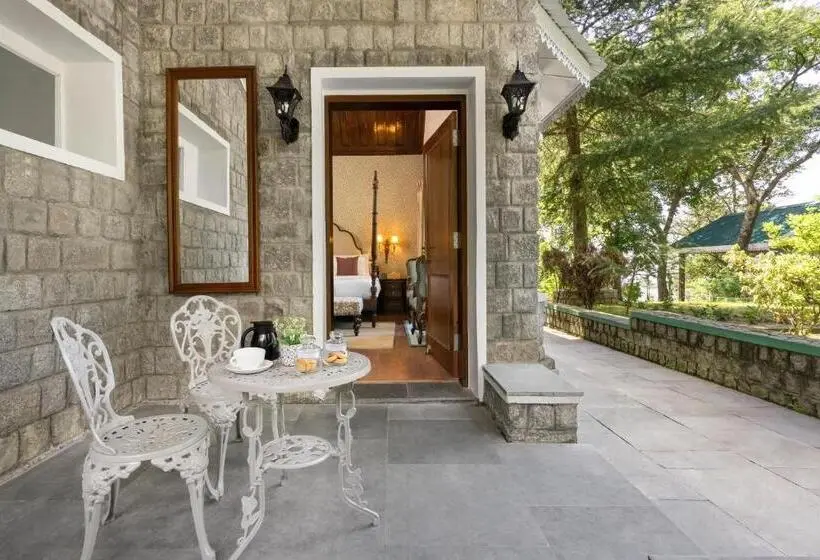 エクゼクティブルーム, Brij Anayra Dharamshala A Himalayan Luxury Retreat