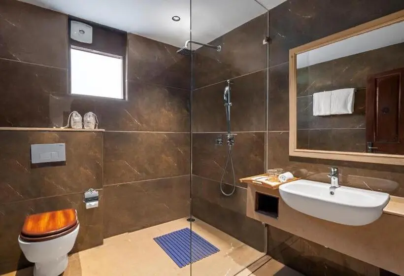 エクゼクティブスイート, Brij Anayra Dharamshala A Himalayan Luxury Retreat