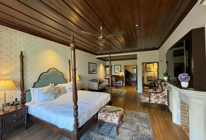 スイート, Brij Anayra Dharamshala A Himalayan Luxury Retreat