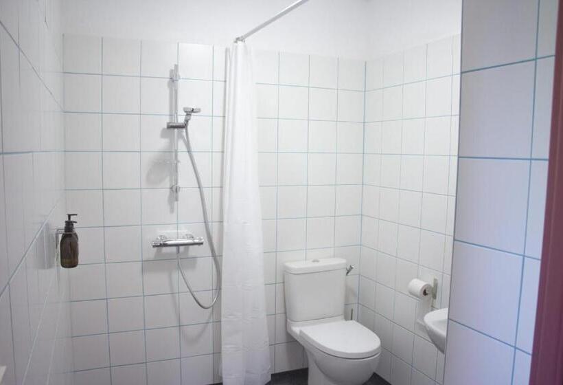 标准间, La Gare Soyons