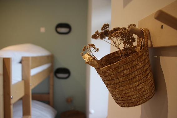 四人标准间, La Gare Soyons