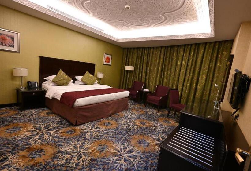 3 Bedroom Suite, Merkure Jeddah Al Hamraa