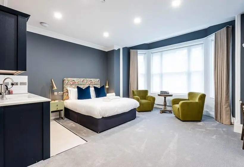 Deluxe Suite King Bed, Old Abbey House