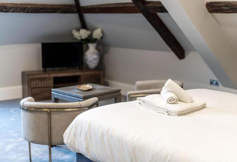 جناح سرير كينج, Old Abbey House