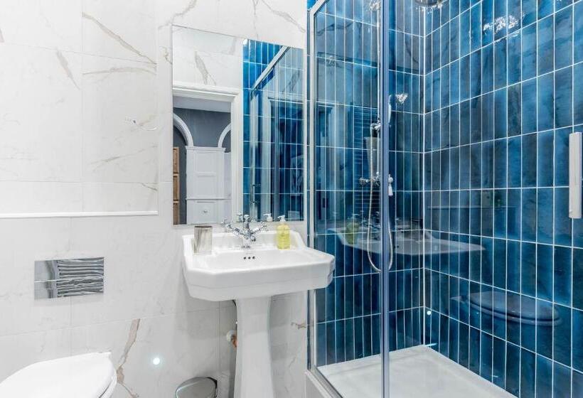 جناح ديلوكس سرير كينج, Old Abbey House