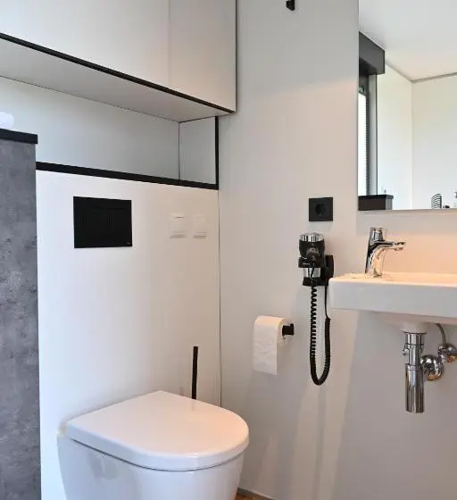Standard Yhden Hengen Huone, Roatel Schwabhausen A4 My Roatel Com