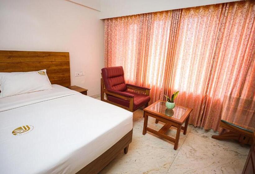 Номер Deluxe, Liwa Tower Hotel & Business Center