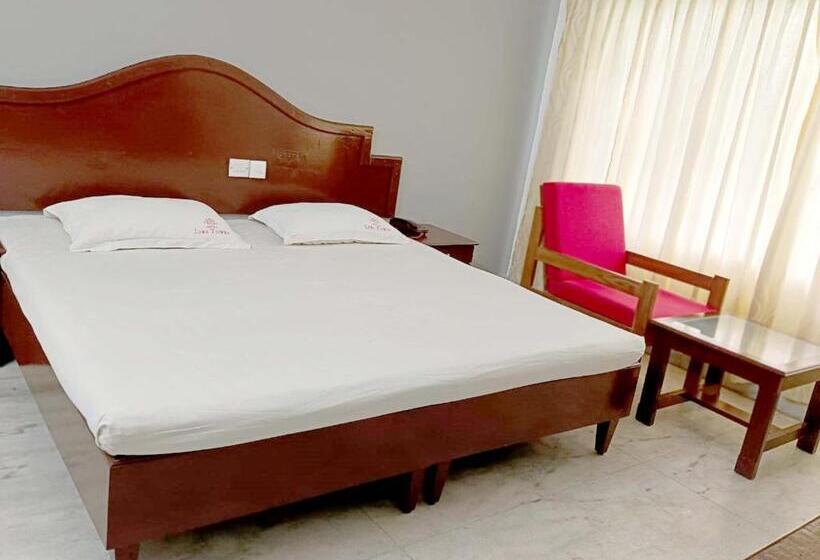 经济房, Liwa Tower Hotel & Business Center