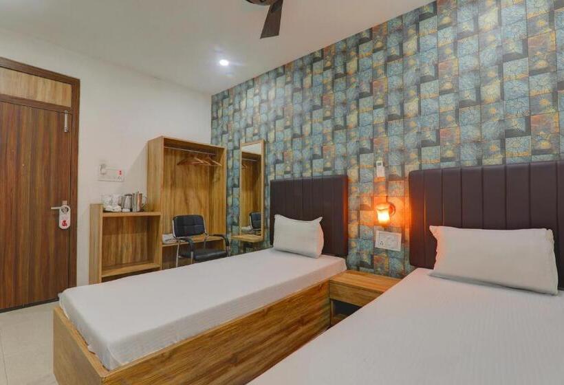 غرفة كلاسيكية ثلاثية, Oyo 81273 Hotel Krishna Inn