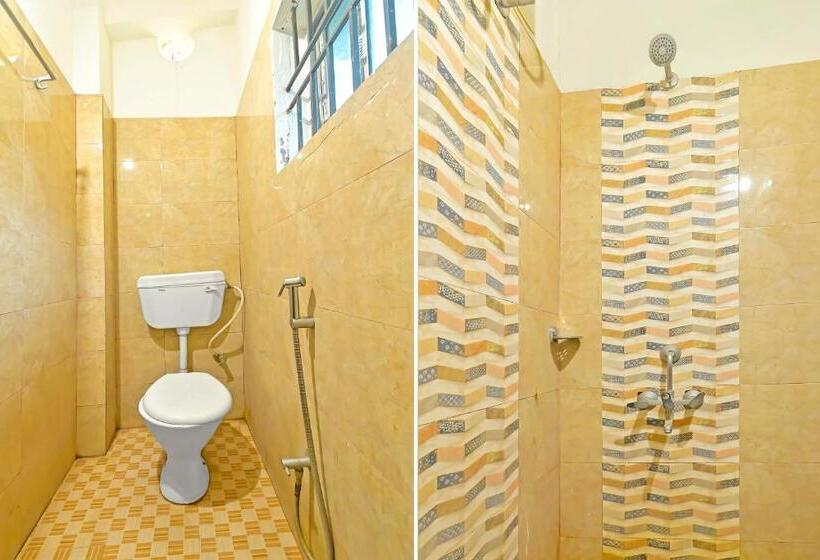 Triple Classic Room, Oyo Flagship Hotel Capital Palace