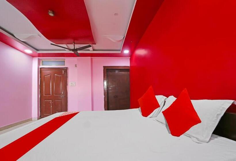 Triple Classic Room, Oyo Flagship Hotel Capital Palace