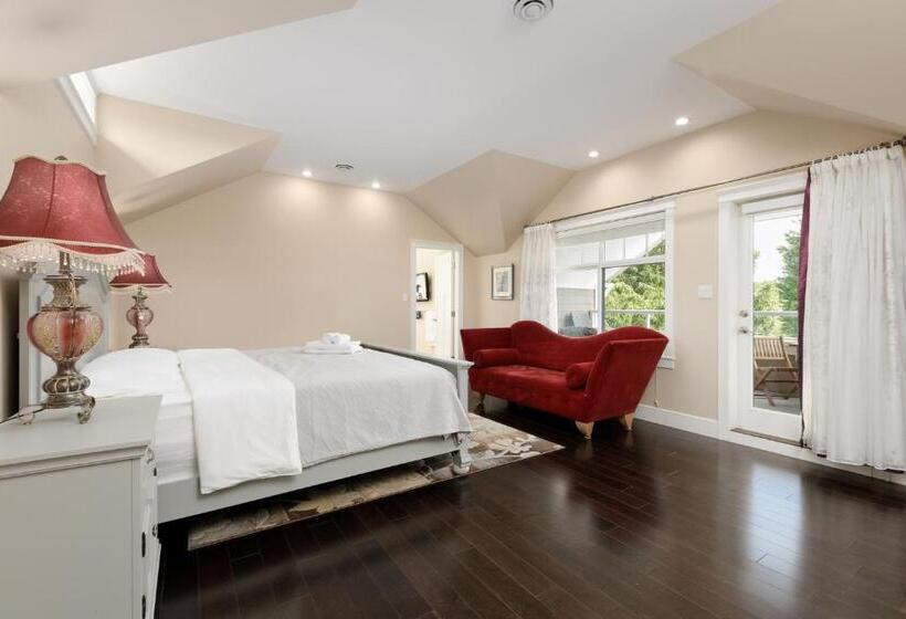 سوئیت با وان آب گرم, Mei Xue