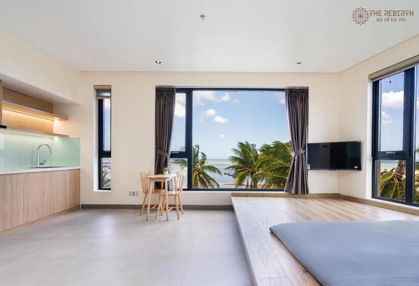 اتاق خانوادگی با چشمانداز دریا, The Rebirth Apartment Binh Chau Ho Tram