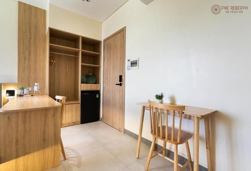 استودیوی استاندارد با چشم‌انداز دریا, The Rebirth Apartment Binh Chau Ho Tram