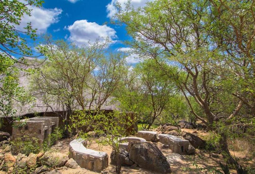 Семейное Бунгало, Hasekamp Family Bush Lodge