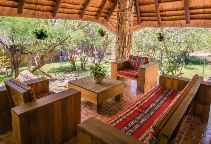 Семейное Бунгало, Hasekamp Family Bush Lodge