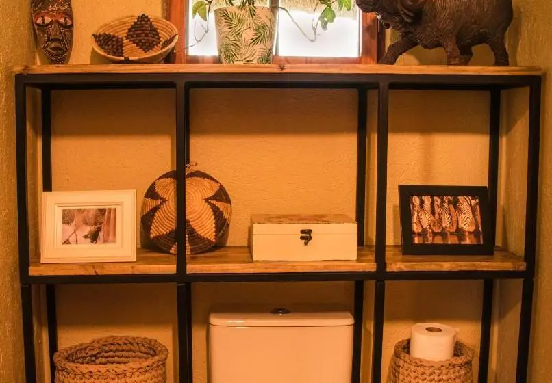 ガーデンビューのスタンダードバンガロー, Hasekamp Family Bush Lodge